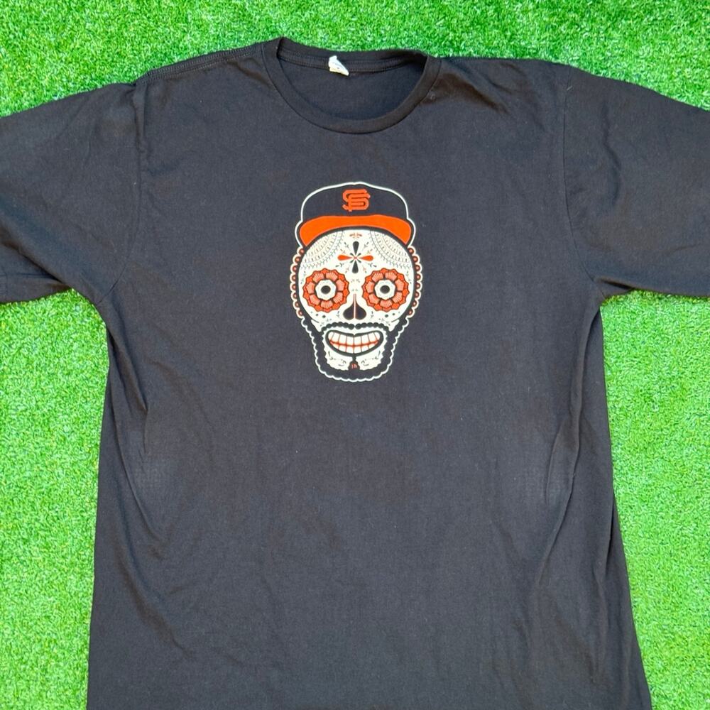 NFL San Francisco 49ers Football Team Shirt Dia De Los Muertos “Day Of The Dead”